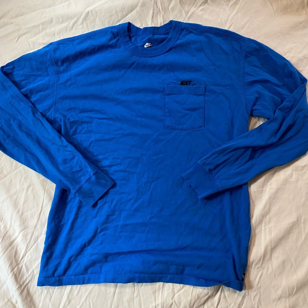 Nike “The Nike Tee” Blue Long Sleeve Loose Fit‎ Cotton Shirt Size Medium​